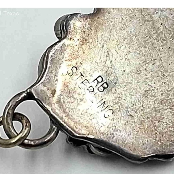 Vintage Navajo Robert Becenti matching Earrings and Pendant - Picture 5 of 11